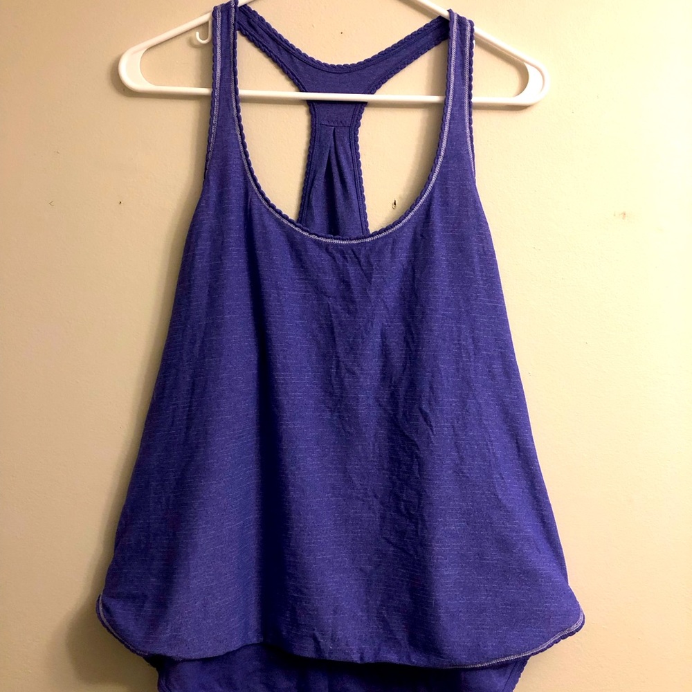 Lululemon tank size 10